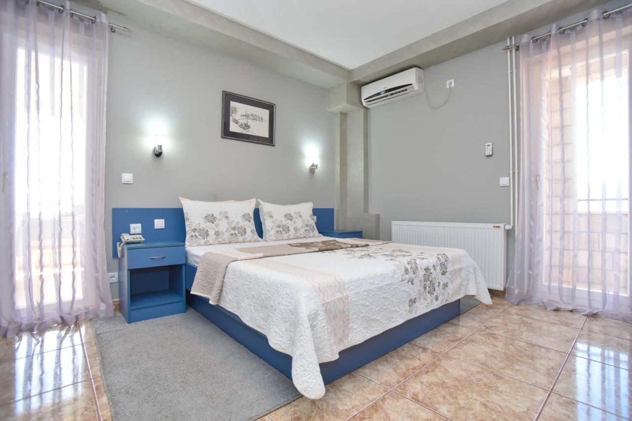 Apartments And Rooms Drago Ilha Ilha Sveti Stefan Exterior foto
